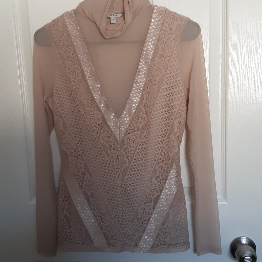 Guess top